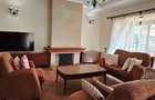 4 Bed House with En Suite in Ridgeways - 4