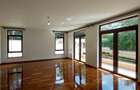 5 Bed Townhouse with En Suite in Lavington - 1