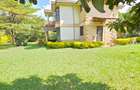 4 Bed Townhouse with En Suite at Rossylin Heights - 6