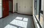 2 Bed Apartment with En Suite at School Lane - 7