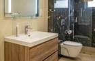 Serviced 2 Bed Apartment with En Suite at Riverside Dr - 8