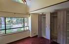5 Bed Townhouse with En Suite at Convent Drive - 8
