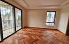 6 Bed House with En Suite in Loresho - 12