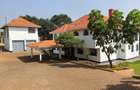 5 Bed House with En Suite at Ridgeways - 4