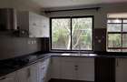 5 Bed Townhouse with En Suite at Convent Drive 66 - 17