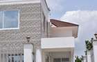 4 Bed Villa with En Suite at Jcc Road - 8