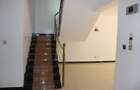 4 Bed Villa with En Suite in Westlands Area - 1