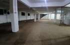 4,998 ft² Warehouse with Parking in Industrial Area - 3