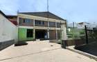27,000 ft² Warehouse in Industrial Area - 4