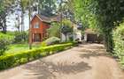 5 Bed Townhouse with En Suite at Rossylon Lone Tree - 2