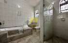 5 Bed Townhouse in Rhapta Road - 10