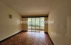 4 Bed House with En Suite in Spring Valley - 2