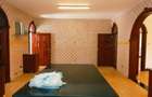 5 Bed Villa with En Suite in Rosslyn - 7