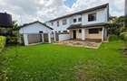 4 Bed House with En Suite at Mountain View - 1