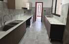 3 Bed Apartment with En Suite in Riverside - 5