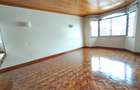 3 Bed Apartment with En Suite at Brookside Drive - 10