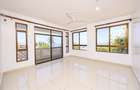 Serviced 3 Bed Apartment with En Suite at Mt Kenya Road - 4