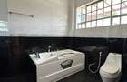 5 Bed House with En Suite in Nyari - 8