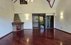 5 Bed Townhouse with En Suite at Convent Drive - 16