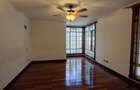 4 Bed Townhouse with En Suite in Kyuna - 16