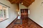 5 Bed Townhouse with En Suite in Rosslyn - 5