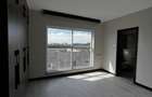 3 Bed Apartment with En Suite at Riverside Drive - 14