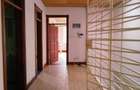 4 Bed Villa with En Suite in Rosslyn - 11