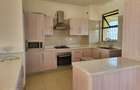 3 Bed Apartment with En Suite in Brookside - 2