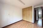 Serviced 3 Bed Apartment with En Suite in Spring Valley - 10