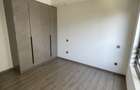2 Bed Apartment with En Suite in Riverside - 15