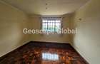5 Bed House with En Suite in Runda - 8