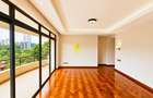 4 Bed Apartment with En Suite in Riverside - 7