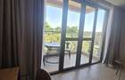 Serviced 2 Bed Apartment with En Suite in Riverside - 19