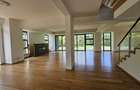 4 Bed Townhouse with En Suite in Ridgeways - 18
