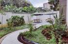 Furnished 3 Bed Apartment with En Suite in Riverside - 15