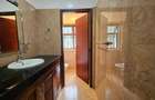 5 Bed House with En Suite in Runda - 16