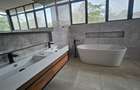 5 Bed House with En Suite in Nyari - 7