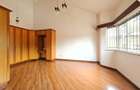 4 Bed Townhouse with En Suite at Off Brook House Drive - 13