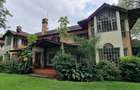 5 Bed Townhouse with En Suite at Lone Tree - 1