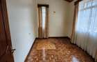 5 Bed House with En Suite at Hardy Area - 25