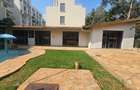 4 Bed Townhouse with En Suite at Garden City - 15