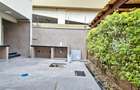 4 Bed Townhouse with En Suite in Spring Valley - 17