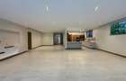 4 Bed Apartment with En Suite in Spring Valley - 8