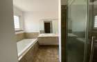 5 Bed Townhouse with En Suite in Lavington - 7