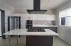 3 Bed Apartment with En Suite at Riverside Drive - 5