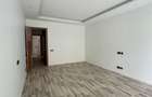 5 Bed Townhouse with En Suite in Lavington - 6