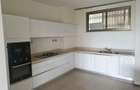 3 Bed Apartment with En Suite at Parklands - 5