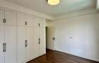 1 Bed Apartment with En Suite in Westlands Area - 4