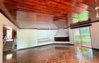 5 Bed House with En Suite in Lavington - 10