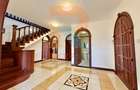 5 Bed Townhouse with En Suite in Rosslyn - 4